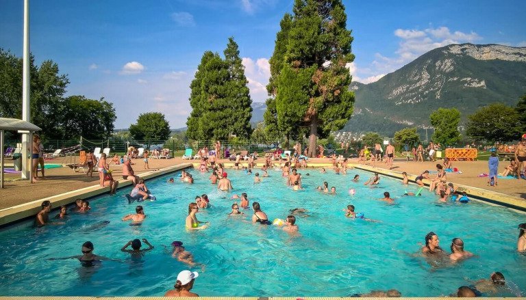 Soft Porn At Swimming Pools